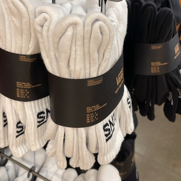 Vans Socks 6 pairs set CREW VANS.
"OFF THE WALL" White/Black 
NWT - Picture 11 of 16